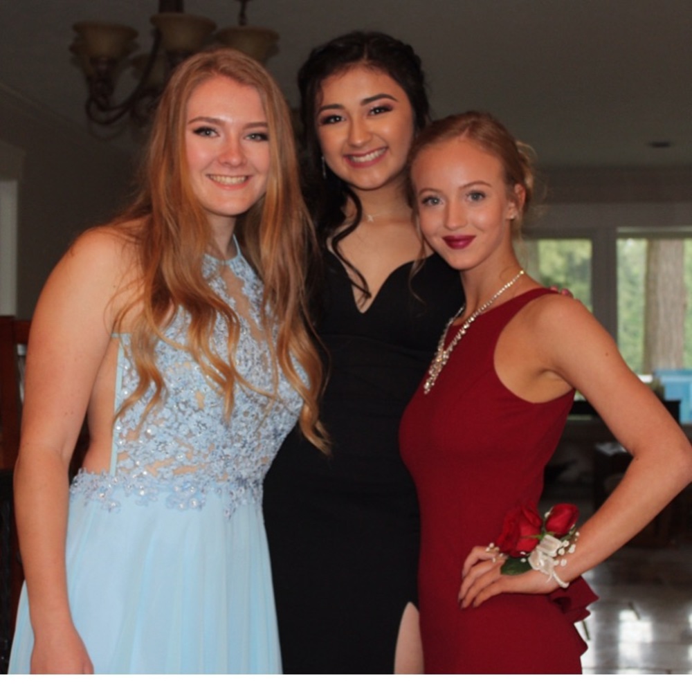 Black prom dress